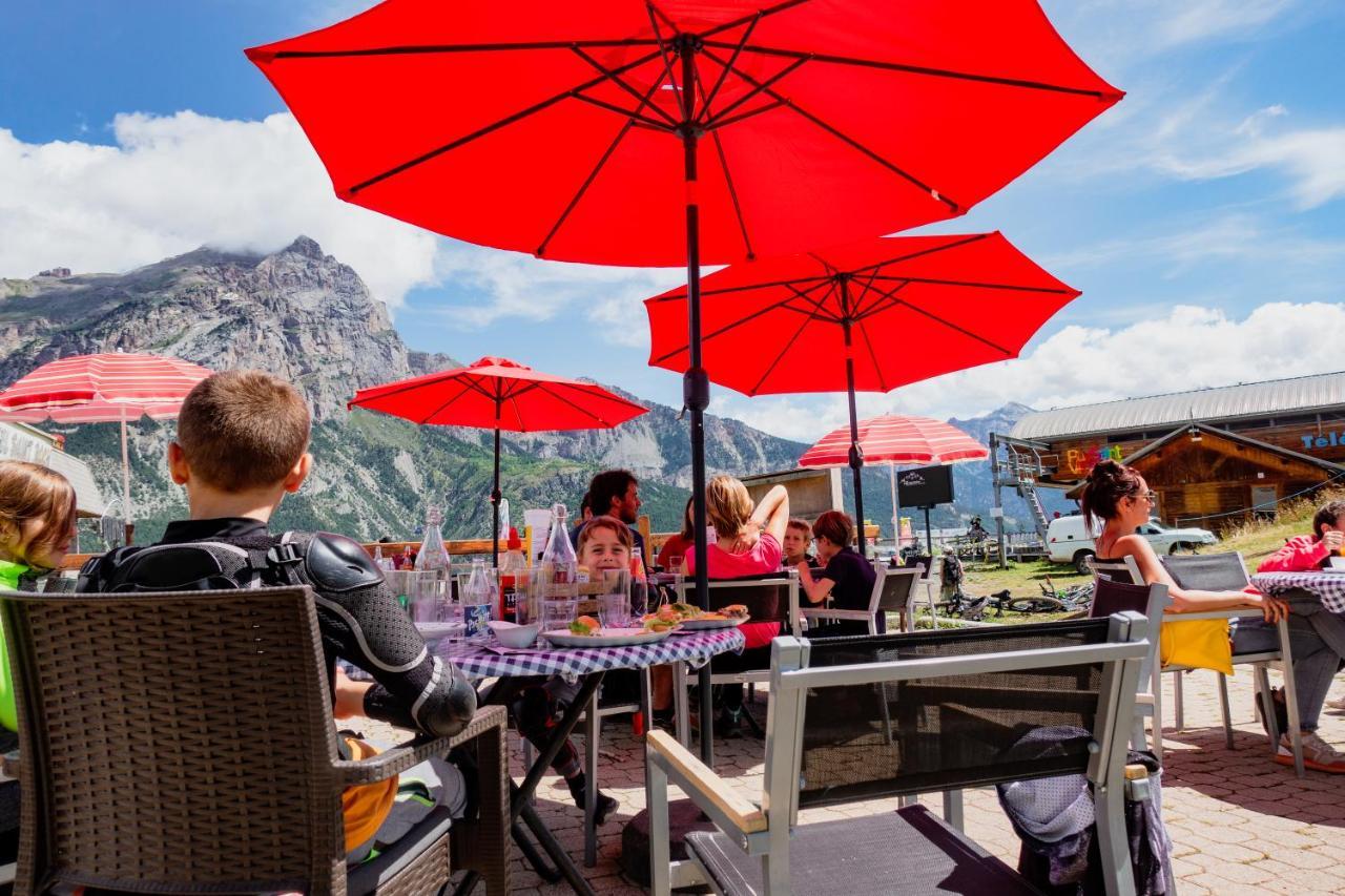Hotel Restaurant Saint Roch Puy-Saint-Vincent Eksteriør billede