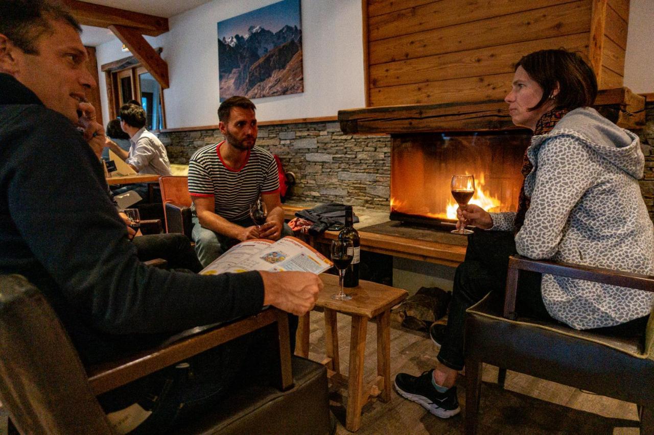 Hotel Restaurant Saint Roch Puy-Saint-Vincent Eksteriør billede